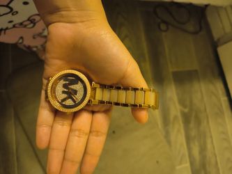 Mk watch
