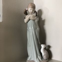 LLADRO Don’t Forget Me Girl With Pigtails & Her Two Kittens Collectible 5743 No Chips in Excellent Condition 