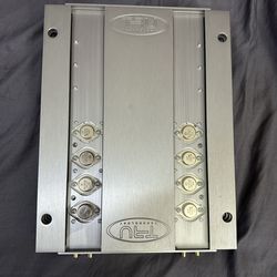 Thru Technology 4 Channel Amplifier