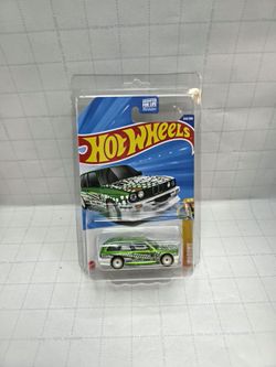 Hot Wheels BMW M3 Wagon SUPER TREASURE HUNT STH 2025 P CASE