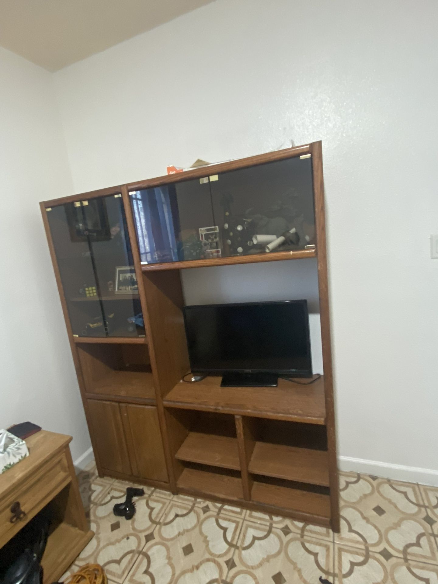 Entertainment Center With Shelves