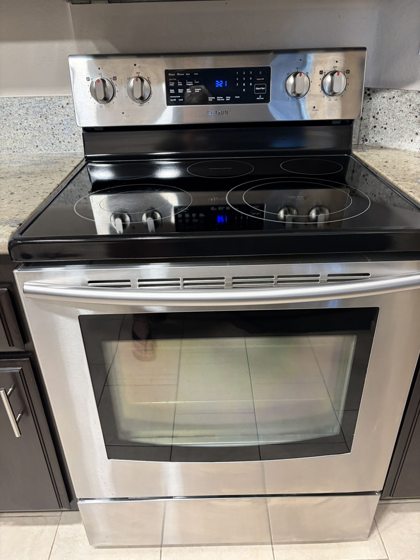 Samsung 30” electric Range