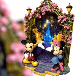 Walt Disney World’s 30th Anniversary - Main Street USA Ltd Ed. Plate-Bradford Ex