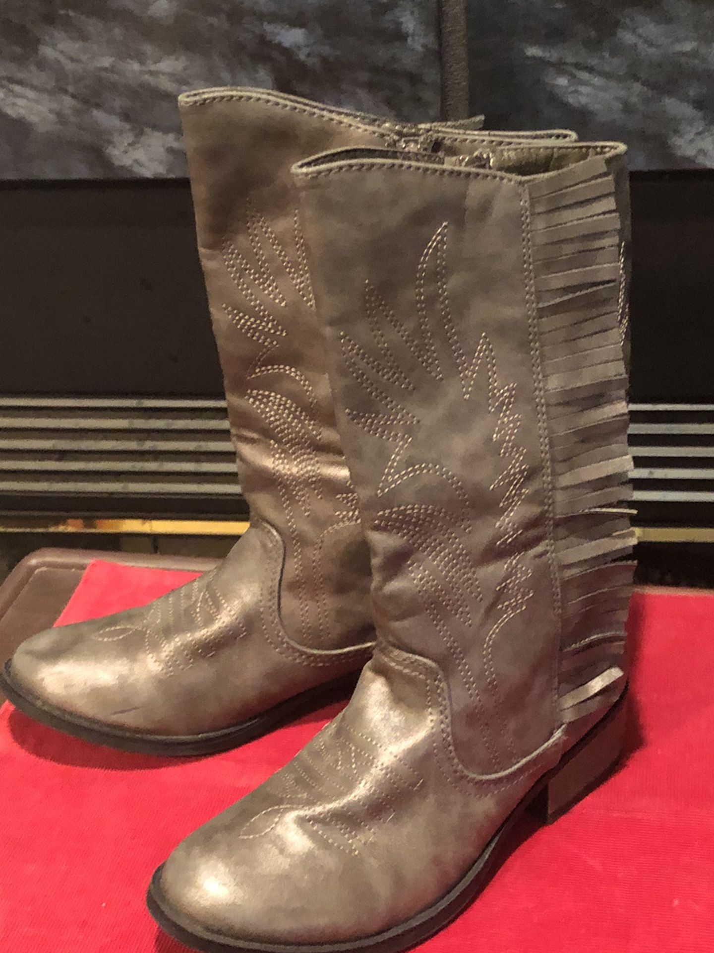 Women’s Stevie’s Grey/Bronze Fringed Western Boots