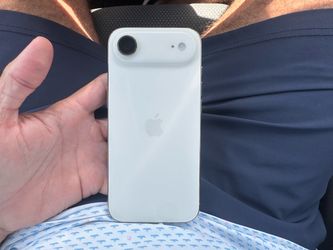 iPhone Air 256GB Gold UNLOCKED