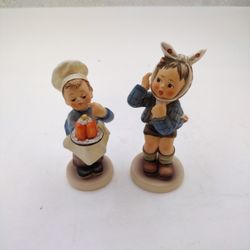 Hummel's Little Baker And Boy With A Toothache 
