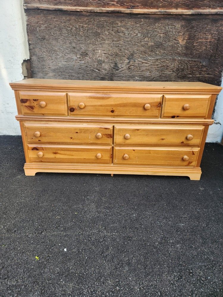 Fantastic Farmhouse Fresh Long Dresser