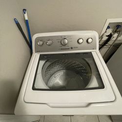 Maytag Washer And Dryer Set 