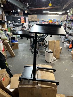 [043].  TigerDad Mobile Adjustable Height Laptop Stand PC Computer Portable Notebook Swivel Laptop Desk Rolling Table Desk Cart Tiltable with Wheels C