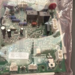  Hayward Integrated Control Board Replacement Kit for Select Hayward H-Series Pool Heater - FDXLICB1930  