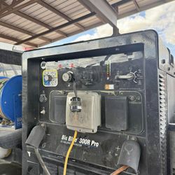 2019 Miller 300 R Pro Welding Machine