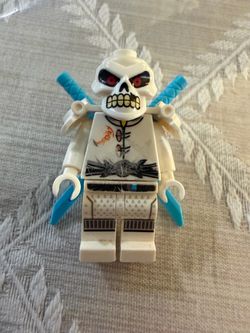 LEGO Ninjago Custom White Ninja Skeleton Skull Blue Katanas