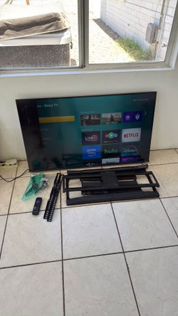 Tv and Tv Mount