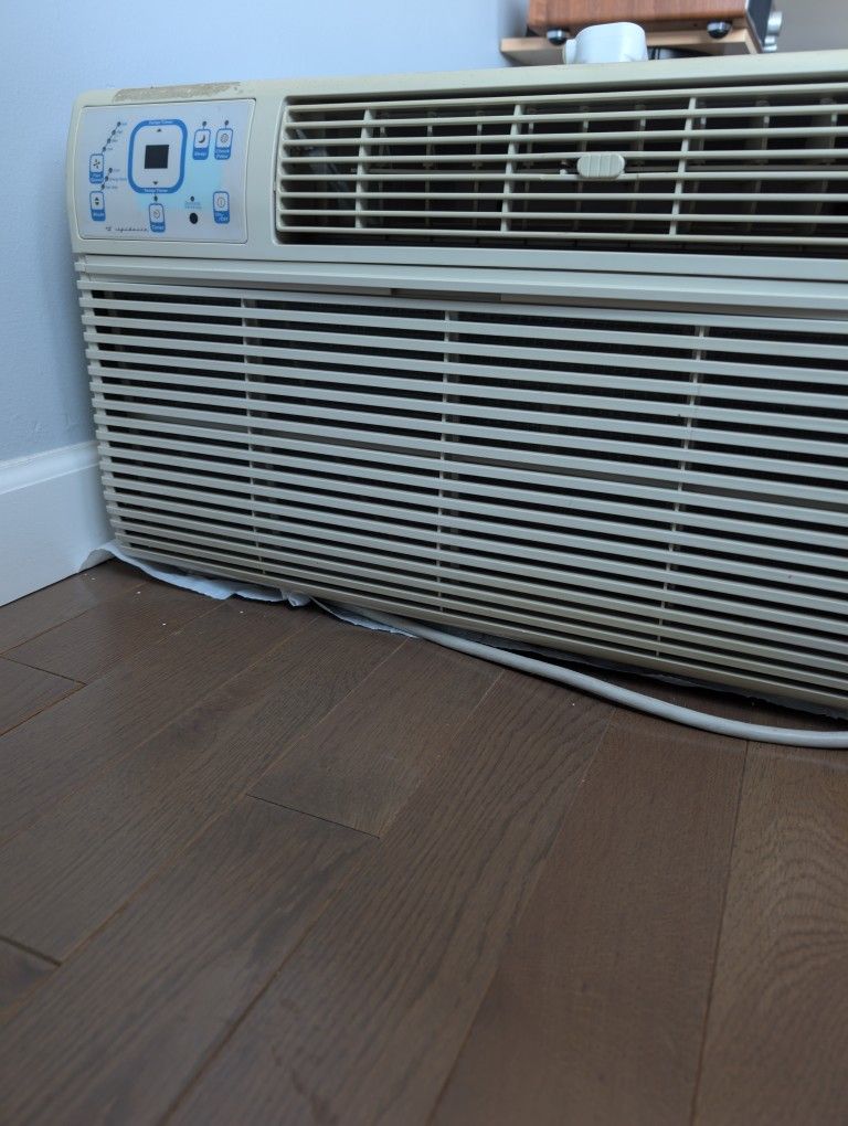 Frigidaire fah126s2t 12,000 BTU Through The Wall Air Conditioner