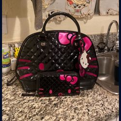 Hello Kitty Lounge fly 