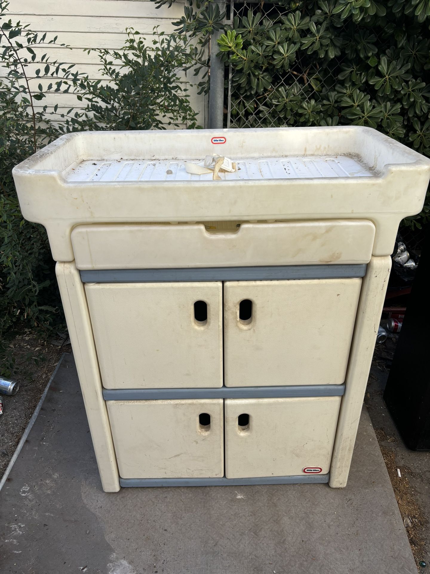 Little Tikes Dresser 
