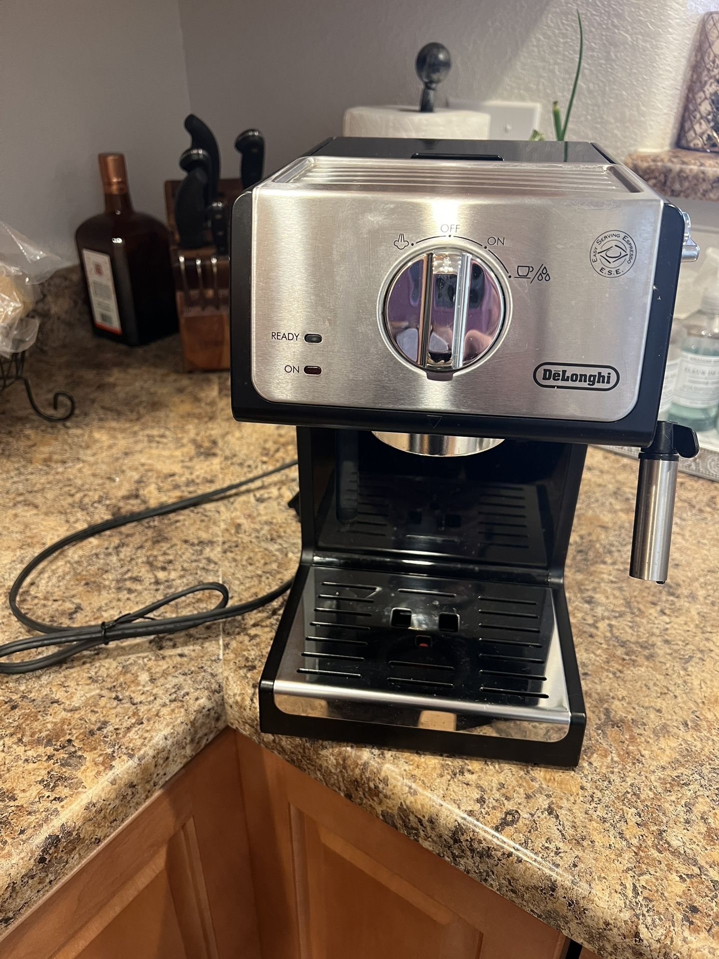 Delonghi Espresso Machine + Accessories
