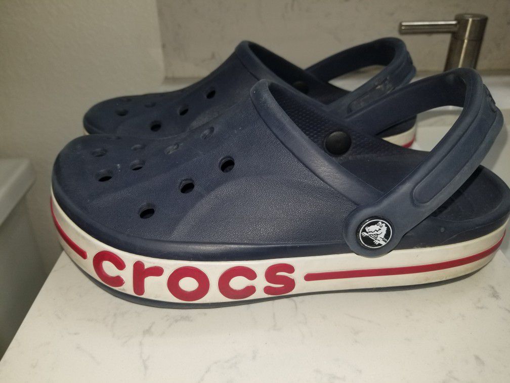 Crocs Navy Blue for Sale in El Paso, TX - OfferUp