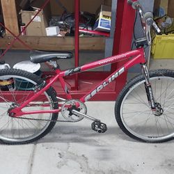 Signature Redline Bmx