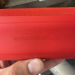 Beats Pill 