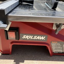 Brand New Skill Tile Saw With Blade