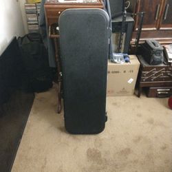 Guitar Hard Case.    Skb