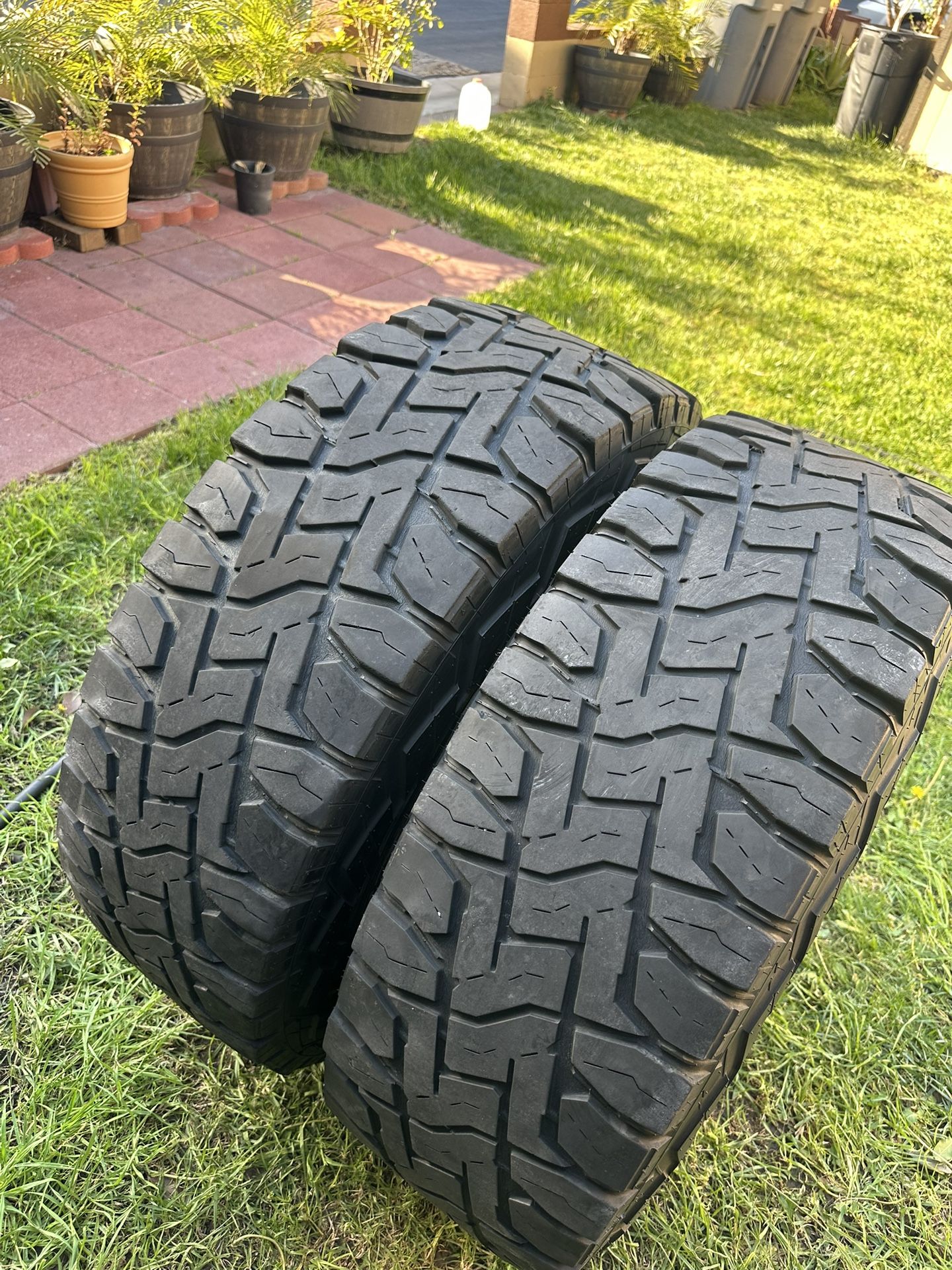 LT37-12.5-R18” Toyo Open Country RT Tire