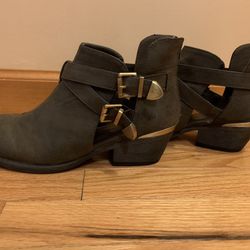 Ankle Boots Women’s Size 9