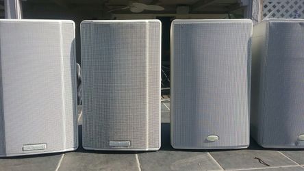 Klipsch Outdoor/Indoor Speakers ONLY 2 LEFT