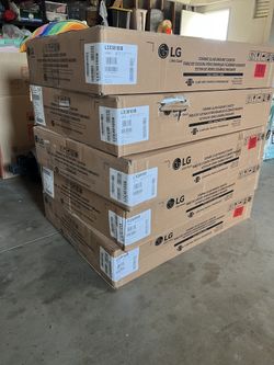 LG 30" Electric Cooktop LCE3010SB