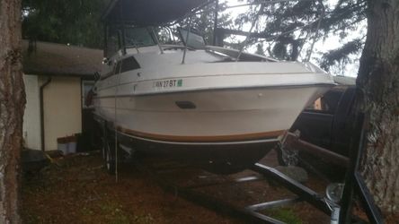 29 ft 1979 bayliner with trailer