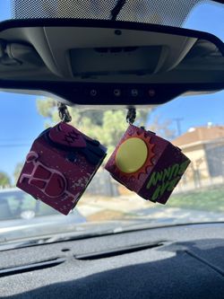 Bad Bunny Mirror Dice