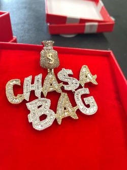 Iced Out “Chase A Bag”Pendant