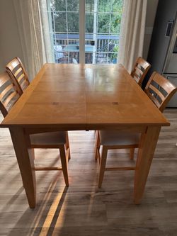 Dining room table Dining room table