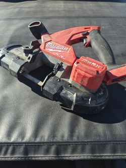 M18 Milwaukee Bandsaw