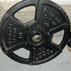 Standard 10 pound kettlebell