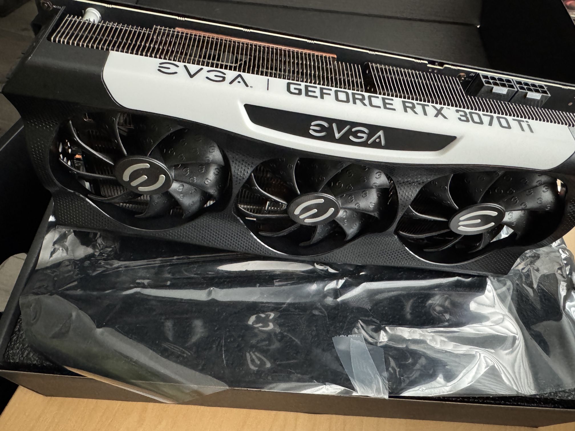 EVGA GeForce RTX 3070 Ti FTW3 ULTRA GAMING, 08G-P5