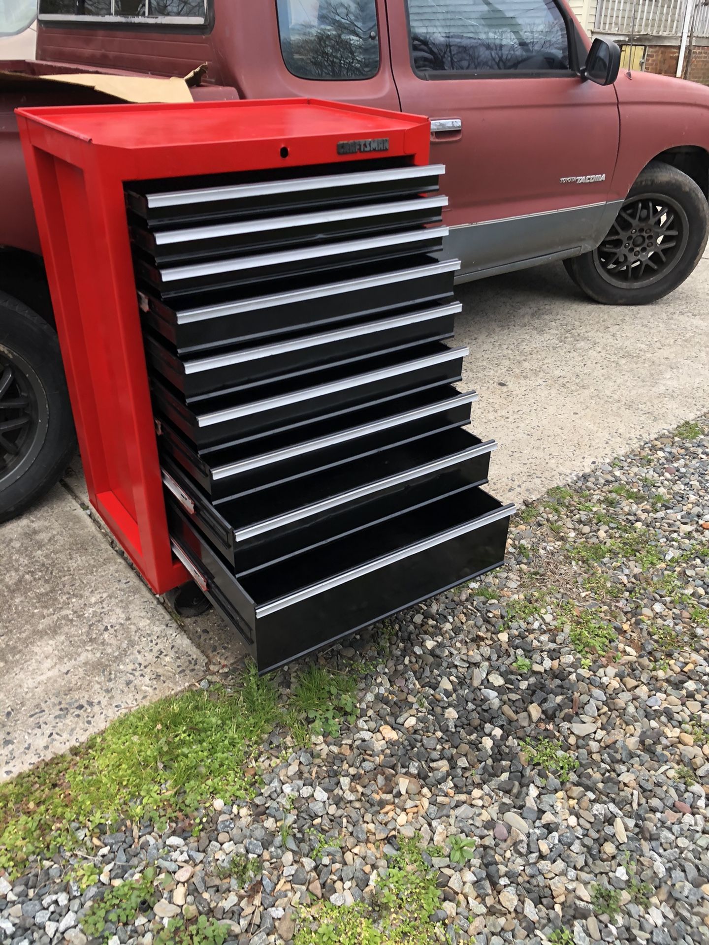 Tool box with 9 drawers