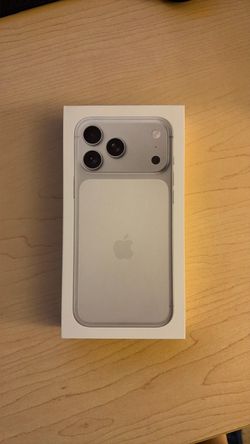 Like New iPhone 17 Pro Max Silver 256GB