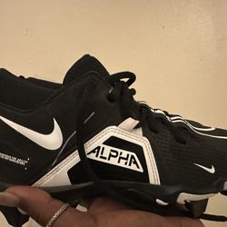 Nike Cleats 3y