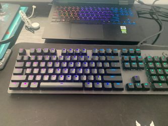 Selling a Logitech keyboard G513