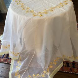 Table Cloth With Yellow Embroidery 