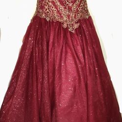 Beautiful Gown Quinceñera/Sweet sixteen 