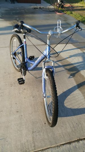 Diamondback Serene Citi Classic 21 Speed Women S Sport Comfort