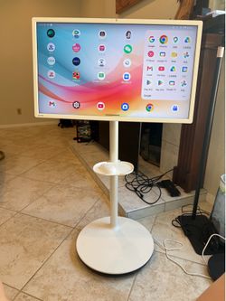 KTC MegPad 27 Inch Portable Screen TV