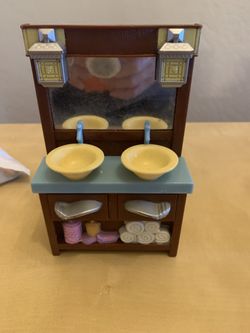 Huge Lot Of Fisher Price Doll House Furniture And Accessories 