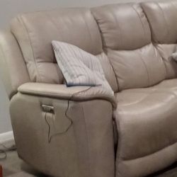 Leather Sofa w/2 built-in Recliners & USB $350