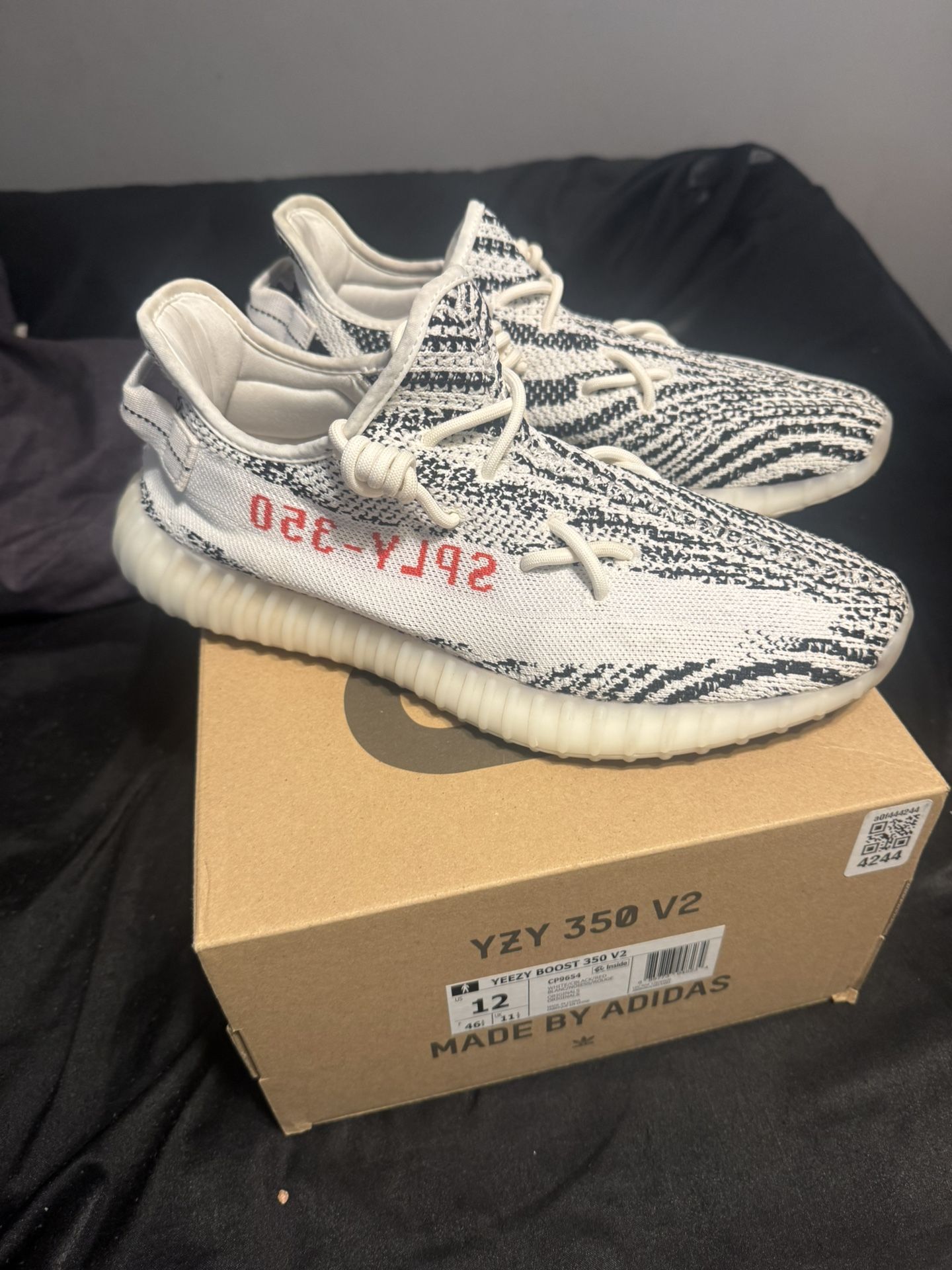 Yeezy Zebra V2 With Box (GOAT Authentication)