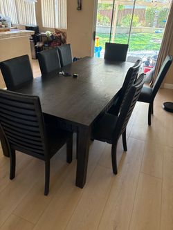 Dinning table