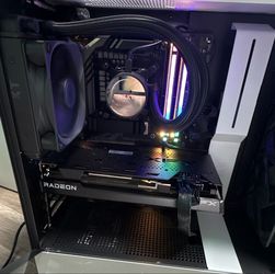 NZXT Gaming PC -